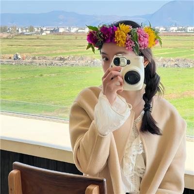 早餐时女歌迷快闪